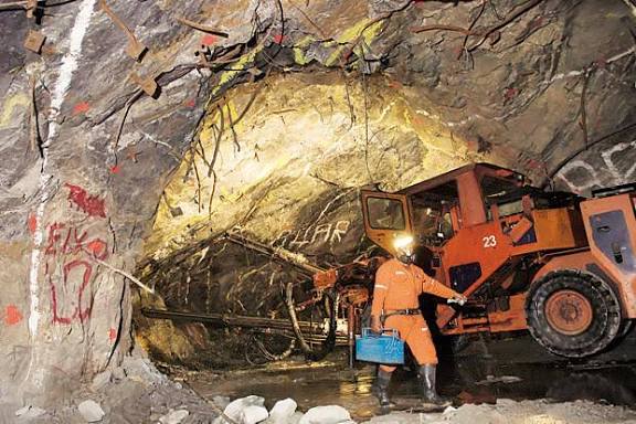 British firm discovers gold worth over $5B in western Kenya.