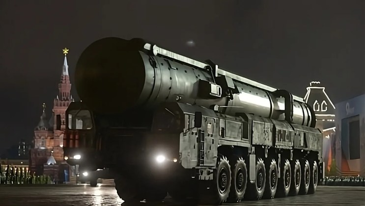 Russia Begins Production of Advanced Oreshnik ICBM: A New Era in Strategic Capabilities.